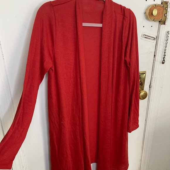 Size Large red cardigan - Picture 1 of 4